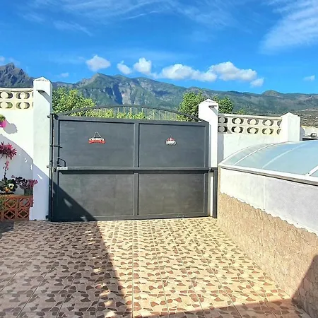 Country house Eneida