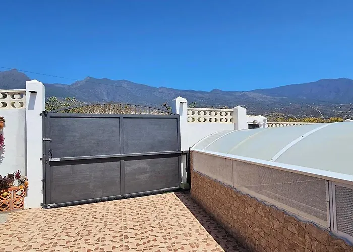 منزل ريفي Eneida La Hidalga